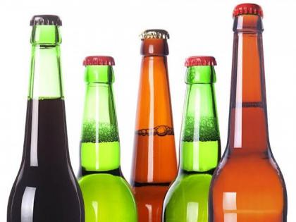 Why are beer bottles only green and brown? Know the reason | ...म्हणून केवळ हिरव्या आणि ब्राउन रंगाच्या बॉटलमध्ये मिळते Beer, इंटरेस्टींग आहे कारण!