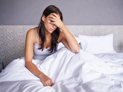 Oversleeping Side Effect : Headache, Back pain, Depression, Tiredness and diabetes | Oversleeping Side Effect : आजच सोडा जास्त झोपण्याची सवय, 'या' एकापेक्षा जास्त गंभीर समस्यांचा होऊ शकतो धोका!