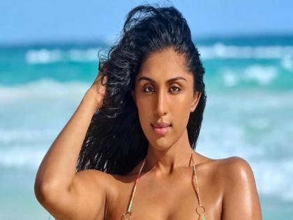 Manju Bangalore swim model bikini photographs viral, know who is she | कोण आहे ही मंजू बॅंगलोर? जिचा बिकीनी फोटो सोशल मीडियावर झाला व्हायरल