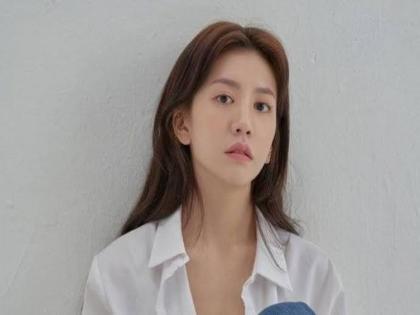 South Korean actress Yoo joo eun dies, Wrote suicide note to the name of family friends | दक्षिण कोरियातील प्रसिद्ध अभिनेत्रीने केली आत्महत्या, सुसाइड नोट वाचून व्हाल इमोशनल