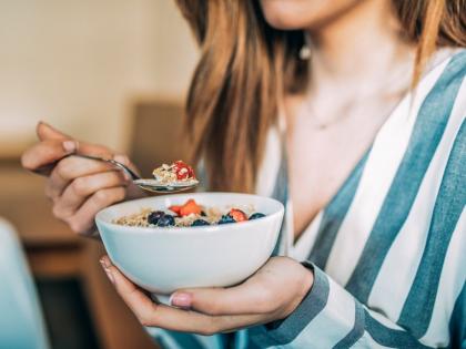 Avoid this foods in the morning breakfast which is unhealthy for your health | नाश्त्यात चुकूनही या पदार्थांचं करू नका सेवन, आरोग्याचं होऊ शकतं नुकसान