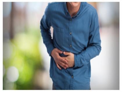 Symptoms of appendix problem know all about appendicitis | जर शरीराच्या या भागात येत असेल सूज, तर असू शकते अपेंडिक्सची समस्या