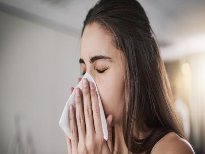 Health Tips : Suppressing sneeze could be dangerous | जबरदस्तीने शिंक रोखून धरणे ठरू शकतं घातक, गमवावा लागू शकतो जीव!