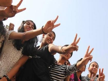 HSC Result: Girls passed more again in Class 12th exam in Chhatrapati Sambhajinagar division | HSC Result: छत्रपती संभाजीनगर विभागात मुलींची पुन्हा बाजी, बीड जिल्ह्याची टक्केवारी अधिक HSC Result: Girls passed more again in Class 12th exam in Chhatrapati Sambhajinagar division | HSC Result: छत्रपती संभाजीनगर विभागात मुलींची पुन्हा बाजी, बीड जिल्ह्याची टक्केवारी अधिक