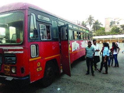 If the train had been there, the journey to Mumbai would have been easy | रेल्वे आली असती तर मुंबई प्रवास सोपा झाला असता