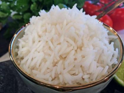 rice lovers beware this popular method of cooking rice bad for you | तुम्ही केमिकलयुक्त भात तर खात नाही ना? जाणून घ्या!