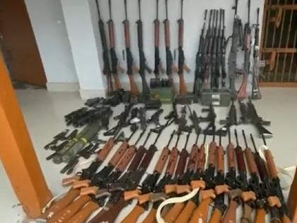 Manipur Violence: 98 people died in Manipur violence, 140 weapons surrendered after Amit Shah's appeal | Manipur Violence: मणिपूर हिंसाचारात 98 लोकांचा मृत्यू, अमित शहांच्या आवाहनानंतर राज्यभरातून 140 शस्त्रे सरेंडर...