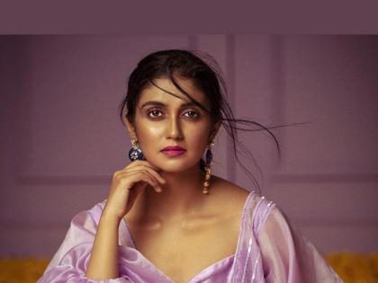 'Thet Kaljat Ghusli Tu', Rinku Rajguru's new look is being liked by fans | 'थेट काळजात घुसली तू', रिंकू राजगुरूच्या नव्या लूकला मिळतेय चाहत्यांची पसंती