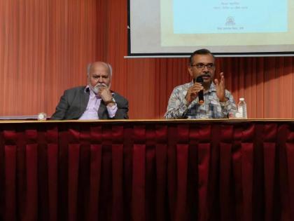 'Acceptance' of writers is not in our Marathi society Dr Nitin Rindhe expressed regret | लेखकांचा 'ॲक्सेप्टन्स' आपल्या मराठी समाजात नाही; डॉ. नितीन रिंढे यांनी व्यक्त केली खंत