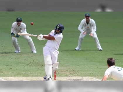 Rishabh Pant shares emotional experience says took injections to bat in India vs Australia Test Tour | Rishabh Pant, IND vs AUS: रिषभ पंतने सांगितली ऑस्ट्रेलिया कसोटीची कहाणी; म्हणाला, "इंजेक्शन घेऊन केली होती ९७ धावांची खेळी"