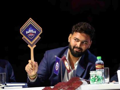 Ricky Ponting confirms Rishabh Pant is very confident to play full IPL 2024, But unsure he will keep or captaining for the whole tournament. | रिषभ पंतच्या आयपीएल २०२४ पुनरागमनावर रिकी पाँटिंगचे मोठे भाष्य; म्हणाला... 