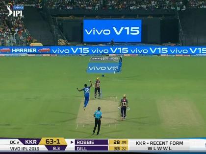 IPL 2019 KKR vs DC: Did you see Rishabh Pant superduper catch? Video | IPL 2019 KKR vs DC : रिषभ पंतचा हा सुपरडुपर कॅच पाहिलात का? Video