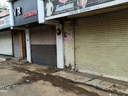 Attempting to break the corona chain; Risod, Shelubazar market closed | कोरोनाची साखळी तोडण्याचा प्रयत्न; रिसोड, शेलुबाजारची बाजारपेठ बंद