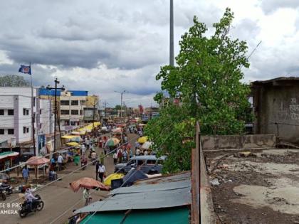 Market at Risod, Malegaon is abuzz! | रिसोड, मालेगाव येथील बाजारपेठ गजबजली !