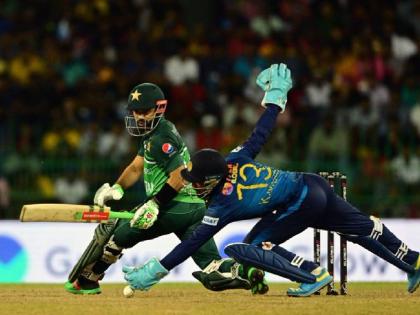 Pakistan vs Sri Lanka Live Marathi : After DLS adjustment a run has been take off Sri Lanka's target. Pakistan finish at 252. Sri Lanka's target will also be 252 in 42 overs | पाकिस्तानच्या २५२ धावा, श्रीलंकेलाही विजयासाठी करायच्या आहेत तेवढ्याच; पण का?