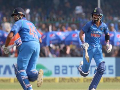 India vs NZ Final ODI: India's first blow, catching Shikhar Dhawan | रोहित, विराटची शतके, भारताचे न्यूझीलंडसमोर 338 धावांचे आव्हान