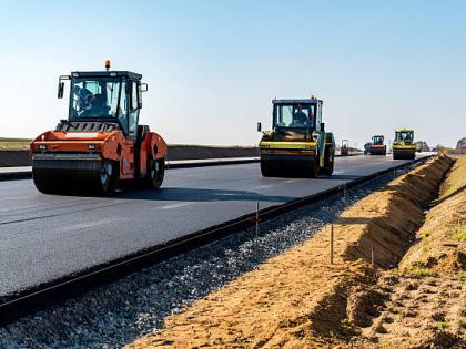 Construction of 40 km of roads per day in the country | देशात आता दररोज ४० किलोमीटर रस्त्याची बांधणी