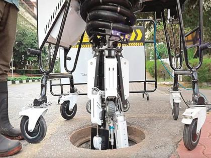 The robot will find the drainage chokeup! Testing of new technology by Chhatrapati Sambhajinagar Municipality | ड्रेनेज चोकअप शोधणार रोबोट! नवीन तंत्रज्ञानाची छत्रपती संभाजीनगर मनपाकडून चाचपणी