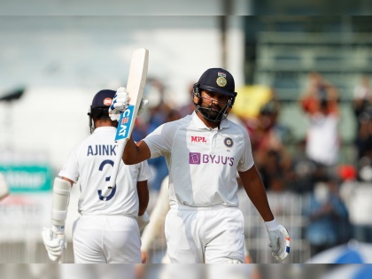 India vs England 3rd Test Stumps, Day 1. India 99/3, Rohit Sharma & Virat Kohli rebuild for Team India  | India vs England 3rd Test : अक्षर पटेलचा दणका, त्यात रोहित शर्माचे अर्धशतक; पहिल्या दिवशी पडल्या १३ विकेट्स