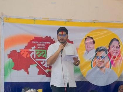 I will stand as a servant for the public, Rohit Patil testified | जनतेच्या प्रेमासाठी चोवीस तास सेवक म्हणून उभा राहीन, रोहित पाटील यांनी दिली ग्वाही