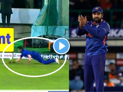 IND vs SL 2nd T20I Live Updates Rohit Sharma applause with claps after Yuzvendra Chahal dives to stop boundary watch video | IND vs SL, 2nd T20I Live Updates : हिटमॅन खुश हुआ..!! चेंडू वेगाने जात असतानाच चहलने मारली डाईव्ह अन्... (Video)