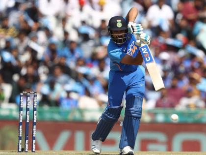 Rohit's super-fastest 3,000 ODI runs in home, Virat's record breaks | रोहितच्या मायदेशात सुपरफास्ट तीन हजार धावा, मोडला विराटचा विक्रम 