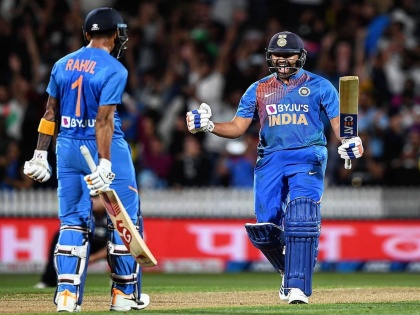 India vs New Zealand, 3rd T20I : Big B amitabh Bachchan and virender sehwag congratulate team India for their Super win | IND Vs NZ, 3rd T20I : टीम इंडियाच्या 'Super' विजयावर बिग बी अमिताभ बच्चन अन् वीरूचं खास ट्विट