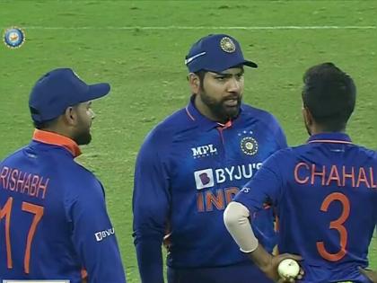 IND vs WI, 2nd ODI Live Updates : Rohit Sharma to Yuzvendra Chahal (while changing field) : "Kya hua bhaag kyu nhi raha hai theek se...chal udhar bhaag!", Watch Video | Rohit angry on Chahal; IND vs WI, 2nd ODI: "... चल उधर भाग"; रोहित शर्मा भर मैदानात युझवेंद्र चहलवर ओरडला, Video Viral झाला 