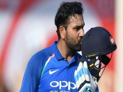 IND vs WIN ODI: Rohit Sharma shows patriotism, asks fans to chant 'India India' | IND vs WIN ODI : रोहित शर्माची अशीही देशभक्ती, 'India India'चा केला जयघोष