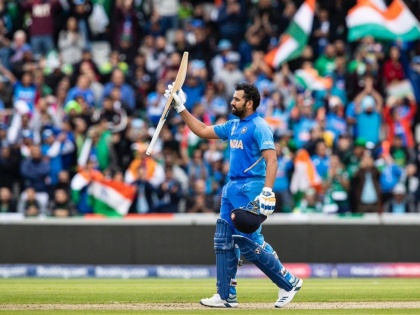 ICC World Cup 2019:This is gonna get me into trouble; Rohit Sharma reaction on Mumbai Indians that tweet, Know why? | ICC World Cup 2019 : मुंबई इंडियन्सनं रोहित शर्माला आणलं अडचणीत; असं नेमकं काय झालं? 