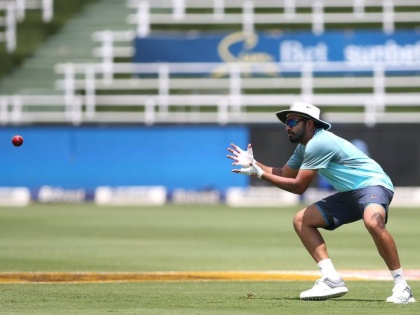 Rohit Sharma will not play against Australia in Tests? | ... म्हणजे रोहित शर्मा ऑस्ट्रेलियाविरुद्ध कसोटी संघात खेळणार नाही?