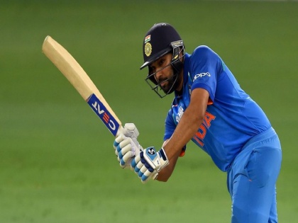 India vs Australia 1st ODI: 'Hitman' Rohit Sharma breaks ab de villiers's record | India vs Australia 1st ODI : 'हिटमॅन' रोहित शर्मानं मोडला ABDचा विक्रम