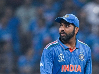 Selectors would be happy if the Indian captain Rohit Sharma decides to prolong his T20I career, The team for India's tour of South Africa is set to be picked on today | रोहित शर्माच्या ट्वेंटी-२० कारकीर्दिचा फैसला आज होणार; BCCI कडून मनधरणी सुरू पण... 