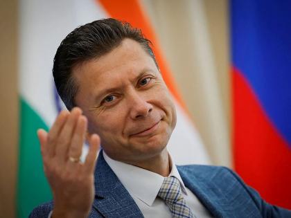 India Russia When the Russian ambassador started the press conference in Hindi He made a big promise while mentioning Sudarshan Chakra | "श्री गणेश करते हैं..."; जेव्हा रशियन राजदूतांनी हिंदीमध्ये सुरू केली पत्रकार परिषद! 'सुदर्शन चक्र'चा उल्लेख करत दिलं मोठं आश्वासन, बघा VIDEO