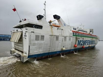 Mumbai Vijaydurg Ro Ro service trial successful welcomed with jubilant applause | मुंबई–विजयदुर्ग रो-रो सेवेची चाचणी यशस्वी; ढोल-ताशांच्या गजरात जल्लोषी स्वागत