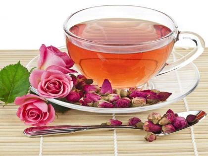 Rose tea is beneficial for health, know how to remove diseases | गुलाबाच्या पाकळ्यांचा चहाची वाढती क्रेझ, जाणून घ्या फायदे! 