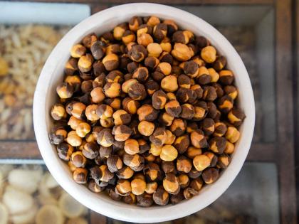 health benefits of roasted chana | रोज भाजलेले चणे खाण्याचे आहेत भरपूर फायदे, अनेक आजारांवर रामबाण