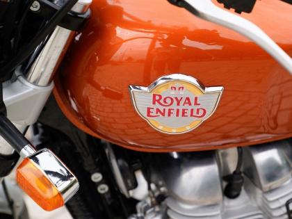 Royal Enfield Bikes This bike turned out to be a gold for Royal Enfield most selling bike Bullet Hunter350cc also failed in front of this | Royal Enfield Bikes : रॉयल एनफिल्डसाठी सोन्याचं अंड देणारी ठरली ही बाईक; याच्यासमोर बुलेट, हंटरही फेल