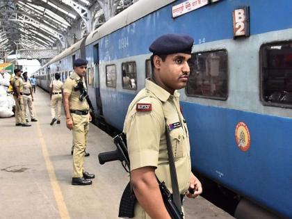 The unemployment of the competition? A total of 14,71,000 applications for 1117 posts of Railway Police | स्पर्धा की बेरोजगारी? रेल्वे पोलिसांच्या 1117 जागांसाठी तब्बल 14 लाख 71 हजार अर्ज