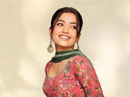 After 'Animal', Rashmika Mandana will now prepare for 'Pushpa 2', will start shooting soon. | 'अ‍ॅनिमल'नंतर आता 'पुष्पा २'ची तयारी करणार रश्मिका मंदाना, लवकरच करणार शूटिंगला सुरूवात