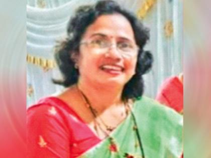 Traffic jam claimed the life of a woman in Safala, a tree fell on her; treatment was delayed | वाहतूककोंडीने घेतला सफाळेतील महिलेचा बळी, अंगावर पडले झाड; उपचारास झाला विलंब Traffic jam claimed the life of a woman in Safala, a tree fell on her; treatment was delayed | वाहतूककोंडीने घेतला सफाळेतील महिलेचा बळी, अंगावर पडले झाड; उपचारास झाला विलंब