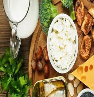 दूध आवडत नाही पण कॅल्शियमचं काय? कॅल्शियम-व्हिटामीन D असणारे ५ पदार्थ- स्वस्त आणि पोषकही दूध आवडत नाही पण कॅल्शियमचं काय? कॅल्शियम-व्हिटामीन D असणारे ५ पदार्थ- स्वस्त आणि पोषकही