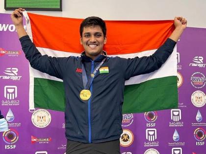 Asian Games2023 : Shooting : Divyansh Singh Panwar, Rudrankksh Patil, Aishwary Pratap Singh Tomar win gold medal for india in 10m Air Rifle Team Men final, they have broken the world Record  | ठाण्याचा पाटील! भारताला पहिले सुवर्ण; नेमबाज रुद्रांक्षचा दिव्यांक्ष, ऐश्वर्यसह वर्ल्ड रेकॉर्ड