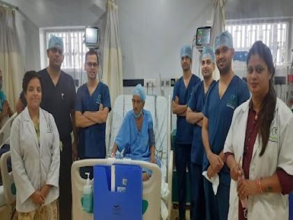 hole in heart artery, 79-year-old patient saved life with non-surgical treatment of rare heart disease | ७९ व्या वर्षी हृदयाच्या धमनीला छिद्र; दुर्मीळ रोगावर शस्त्रक्रियाविरहित उपचाराने रुग्णाला जीवनदान