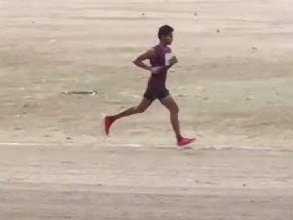 A youth from Nandwal died of heart attack while practicing for police recruitment | Kolhapur: पोलिस भरतीचा सराव करताना तरुणाचा हृदयविकाराने मृत्यू, नंदवाळ येथील दुर्दैवी घटना A youth from Nandwal died of heart attack while practicing for police recruitment | Kolhapur: पोलिस भरतीचा सराव करताना तरुणाचा हृदयविकाराने मृत्यू, नंदवाळ येथील दुर्दैवी घटना