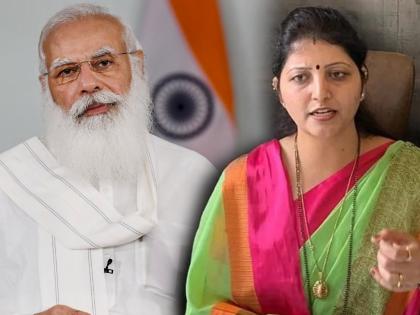 ncp leader rupali chakankar slams pm narendra modi over gas cylinder price hike | गॅस सिलिंडरची दरवाढ केल्याबद्दल महागाई सम्राट मोदीजींचे आभार; रुपाली चाकणकर यांचा टोला