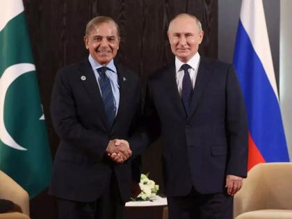 India's friend signs multi billion dollar deal with Pakistan Russia debunks Pakistani media's claim | भारताच्या मित्रानं पाकिस्तानसोबत केला अब्जावधी डॉलर्सचा करार? रशियानं केली पाक माध्यमांंच्या दाव्याची पोलखोल India's friend signs multi billion dollar deal with Pakistan Russia debunks Pakistani media's claim | भारताच्या मित्रानं पाकिस्तानसोबत केला अब्जावधी डॉलर्सचा करार? रशियानं केली पाक माध्यमांंच्या दाव्याची पोलखोल