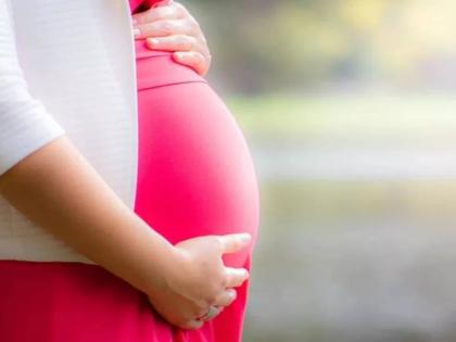If a school girl gets pregnant, she will get Rs 1 lakh This Russian scheme is being discussed | शाळेत शिकणारी मुलगी प्रेगनंट राहिल्यास १ लाख रुपये मिळणार; रशियाच्या या योजनेची होतेय चर्चा