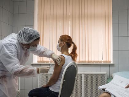 Russian citizens asked to avoid sex for three days after receiving COVID vaccine