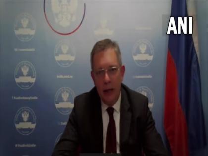 Russia Ukraine War: We are in touch with the Indian authorities for Indians stranded in Kharkiv, and other areas of eastern Ukraine says Denis Alipov, Russian Ambassador | Russia Ukraine War: यूक्रेनमध्ये अडकलेल्या भारतीयांच्या सुटकेसाठी रशिया मदत करणार?; राजदूत म्हणाले...